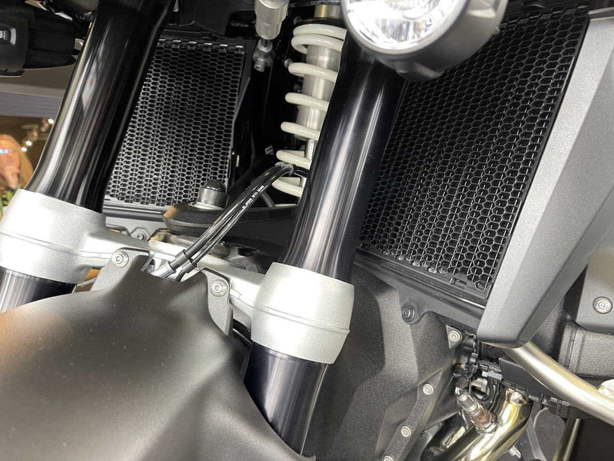 R 1300 GS RADIATOR PROTECTOR KIT – San Jose BMW